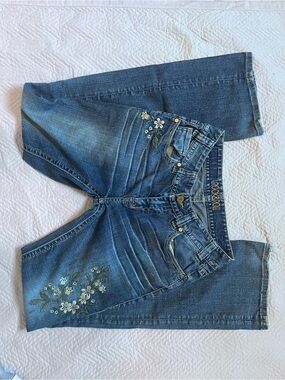 Rock & Roll women’s jeans flower embroidering